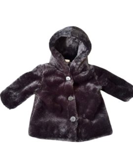 Zwarte teddy winterjas voor baby's.