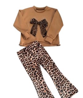 Sweater & Flared legging